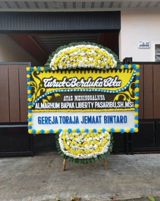 Papan Bunga Duka di Kadakajaya