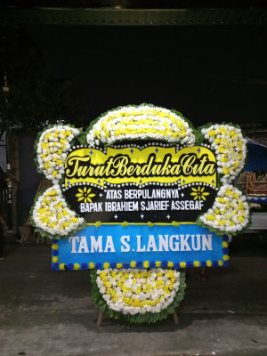 Papan Bunga Duka di Kadakajaya
